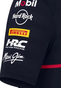 Granatowa koszulka sportowa z nadrukami logo dla Mobil, Hard Rock, Pirelli, HRC Honda Racing i Maui Jim. Teksturowana tkanina z czerwonym akcentem.