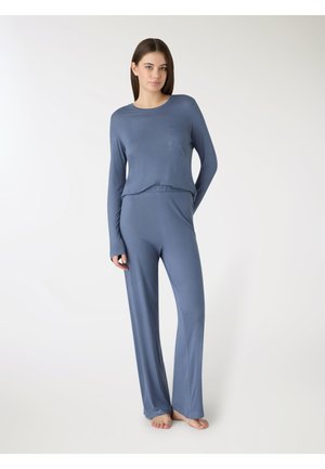 SET - Zestaw bielizny nocnej