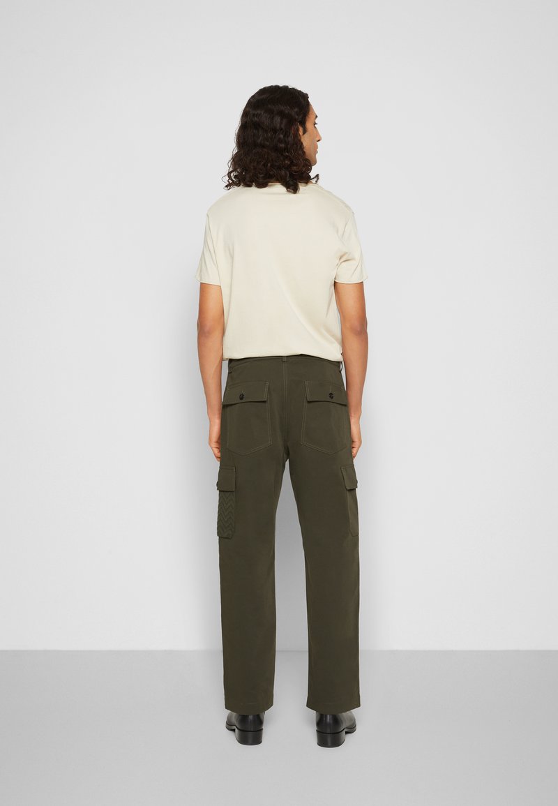Herren T-shirts & Polos | Missoni TROUSERS Cargohose verde/grün - CH58414 Herren T-shirts & Polos | Missoni TROUSERS Cargohose verde/grün - CH58414