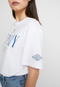 Replay Camiseta estampada - white