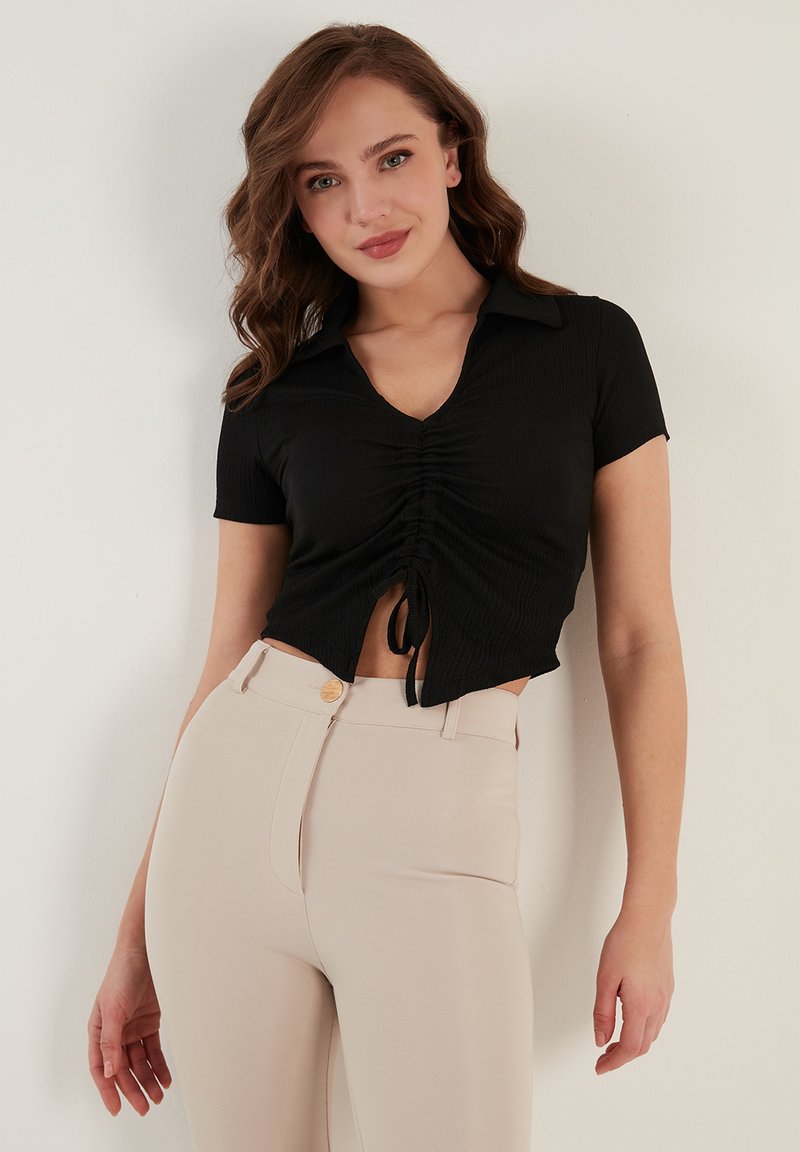 LELA SLIM FIT - Bluse - black