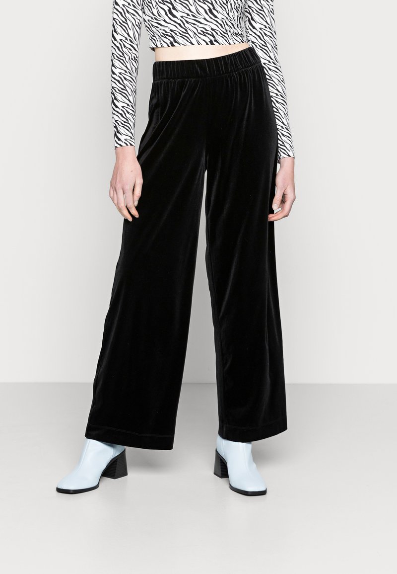 Monki Calças - black