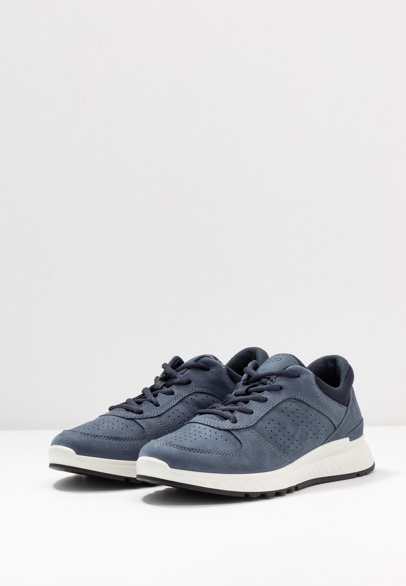ecco exostride w