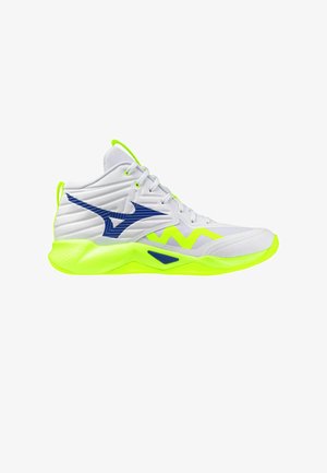 Scarpa sportiva alta bianca e giallo neon con logo blu e design a zigzag, chiusura con lacci e suola imbottita.
