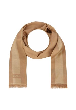 Écharpe beige en tissu doux, présentant un motif à rayures subtiles et des bords frangés. Le logo de la marque "BOSS" est affiché sur un côté.