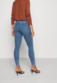 ONLY Petite Jeans Skinny Fit - blue denim