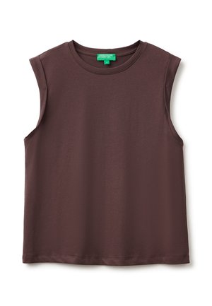 Mouwloze donkerbruine katoenen top met ronde halslijn en groen label bij de kraag, plat liggend op een witte achtergrond.