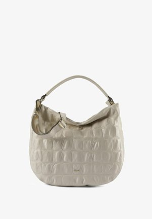 Sac hobo en similicuir beige avec un motif crocodile texturé, un haut arrondi, une large bandoulière et des accents en métal doré.