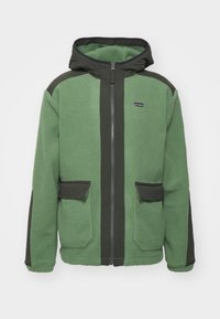 Niewybrane, canteen/greenscape