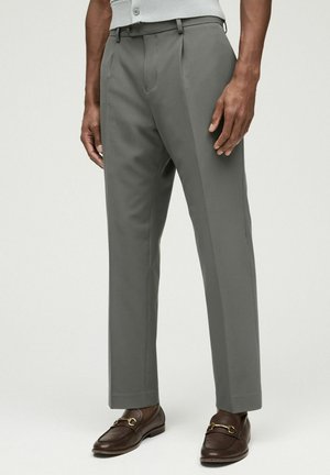 Next RELAXED FIT MOTIONFLEX - Habitbukser - green