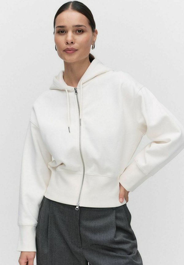 MELANIE - Kapuzenpullover