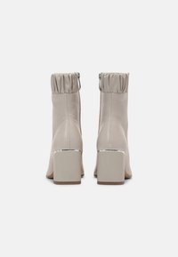 Tamaris Bottines - grey