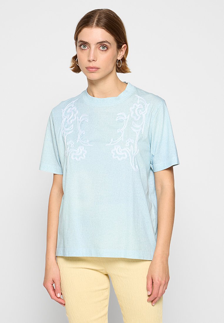 Holzweiler T-shirt basic lichtblauw Holzweiler T-shirt basic lichtblauw