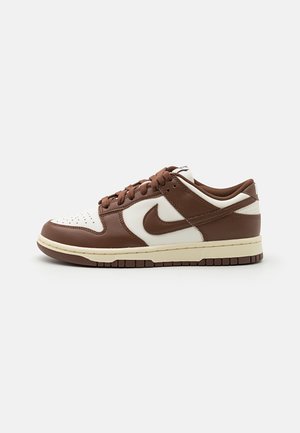 DUNK LOW - Sneakers laag - sail/cacao wow/coconut milk
