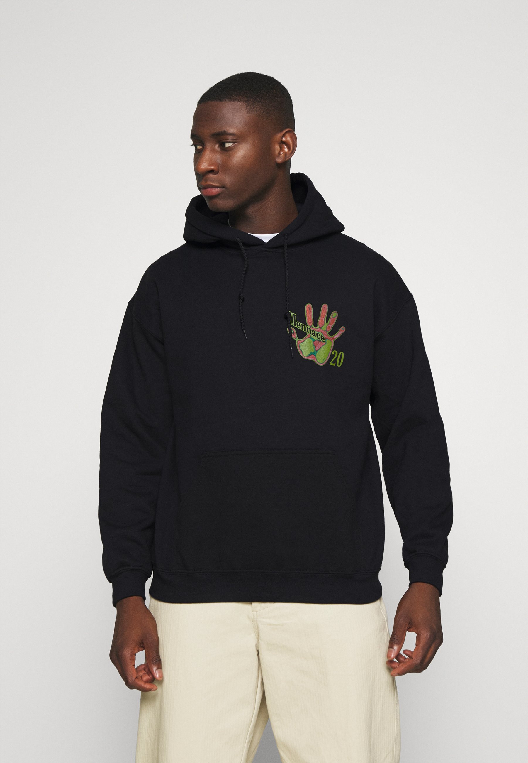 Mennace HEAT MAP HAND HOODIE Luvtröja black Zalando.se Mennace Jackor | Herr | Köp herrjacka online på Zalando.se