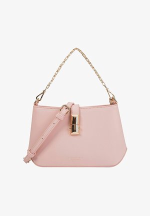 Roze synthetische handtas met een gestructureerd ontwerp, ketting- en schouderbanden, gouden hardware en een sluiting aan de voorkant.