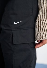 Thumbnail Image 7