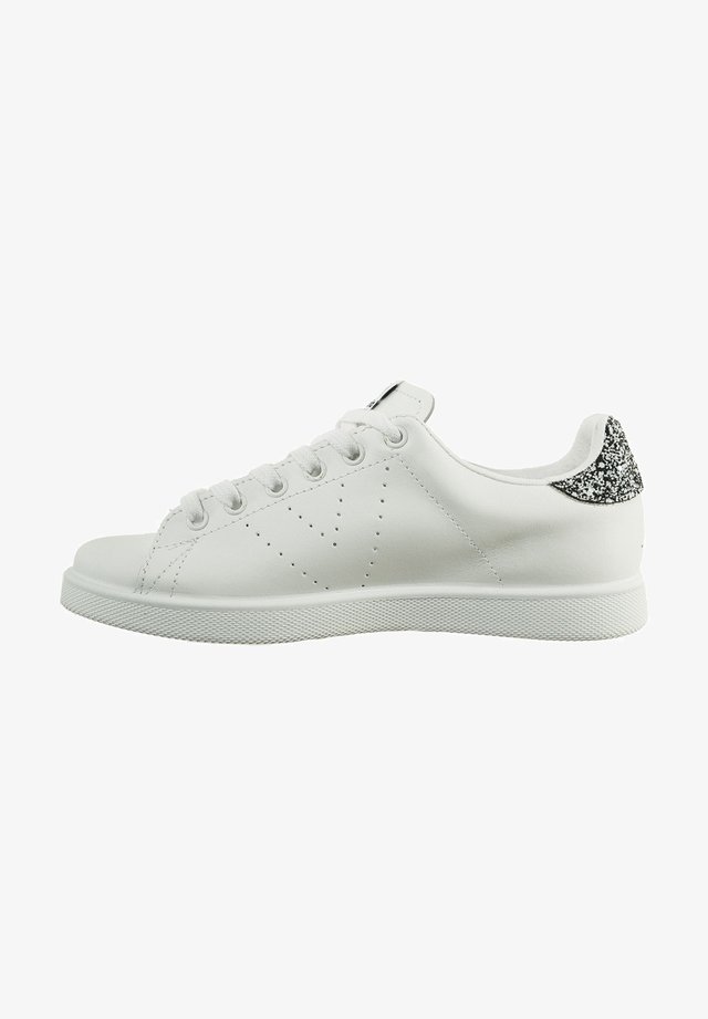 Baskets basses - blanc