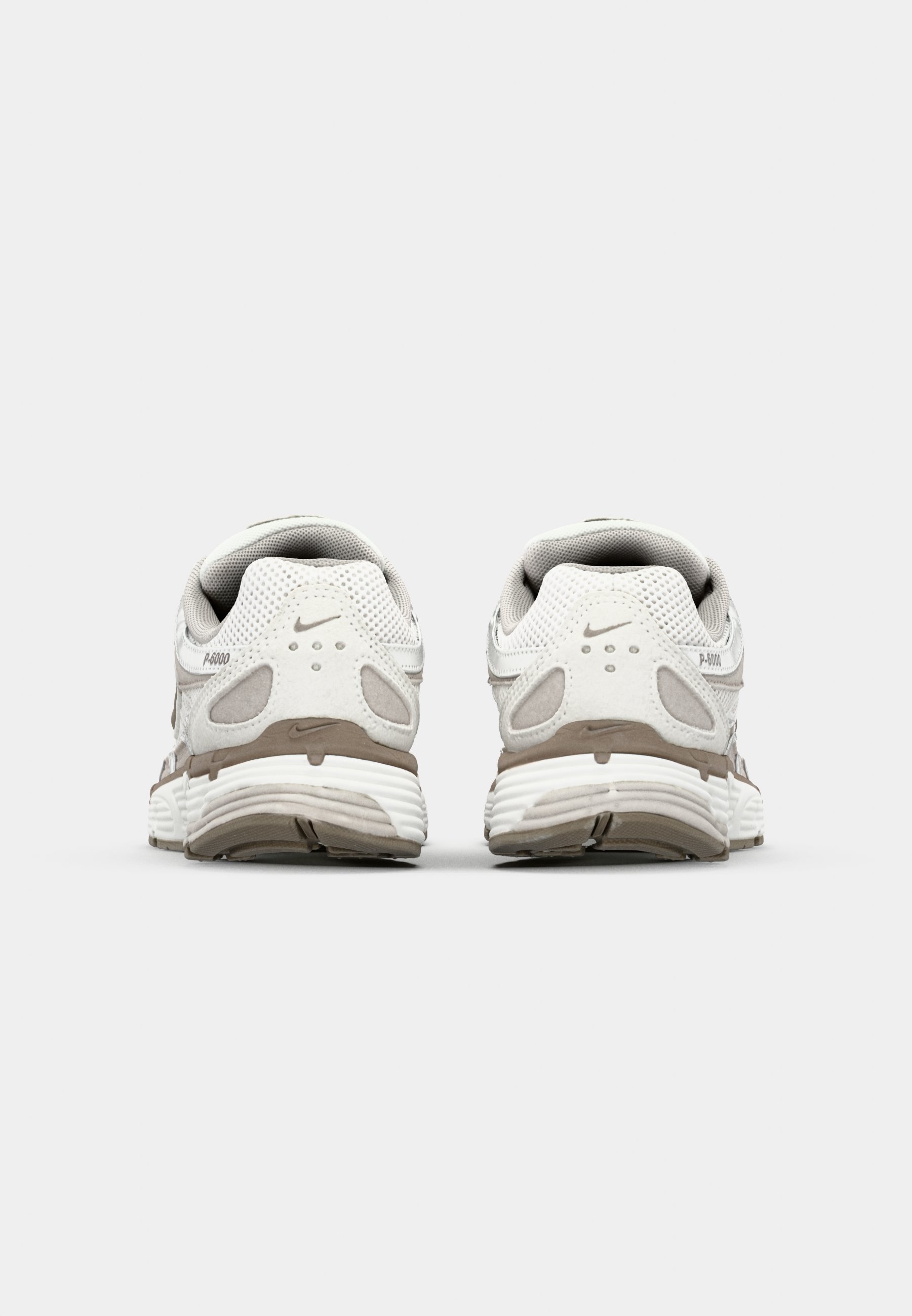 Nike Sportswear P 6000 - Zapatillas - phantom/mink brown/college
