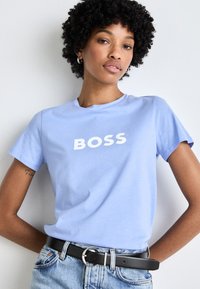 BOSS ELOGO - Marškinėliai su spaudiniu - bright blue