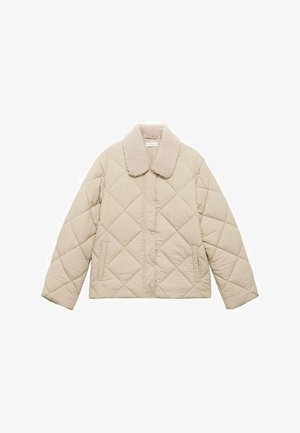 Beige quiltet jakke med trykknapper, sidelommer og en blød, tekstureret sherpa-krave.