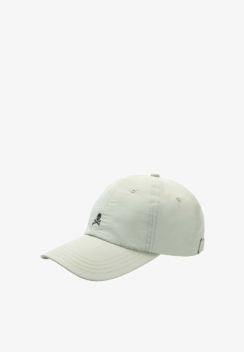 Hellgraue Baumwoll-Baseballmütze mit gebogenem Schirm. Auf der Vorderseite befindet sich eine kleine schwarze Totenkopf- und Knochenstickerei. Verstellbarer Riemen auf der Rückseite.