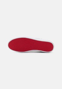 Diesel S-LEROJI LOW W - Sneakers basse - white