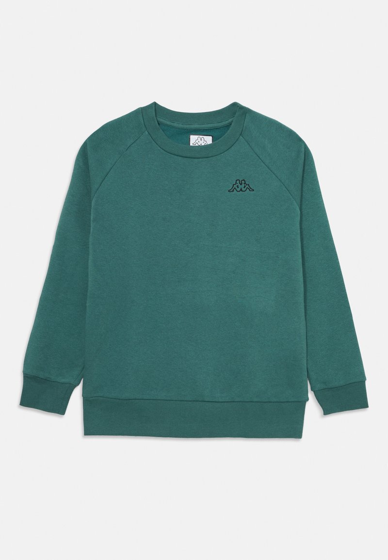 Zöld crewneck pulóver texturált anyagból, bordás mandzsettával, amelyen egy diszkrét fekete logó található a mellrészen.