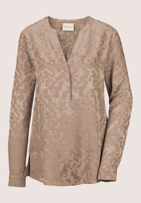 Langärmlige Bluse in taupe mit dezentem Camouflage-Muster, V-Ausschnitt, seitlichen Schlitzen und glatter Textur. Aus weichem Stoff gefertigt.