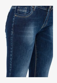 Niet geselecteerd, darkblue