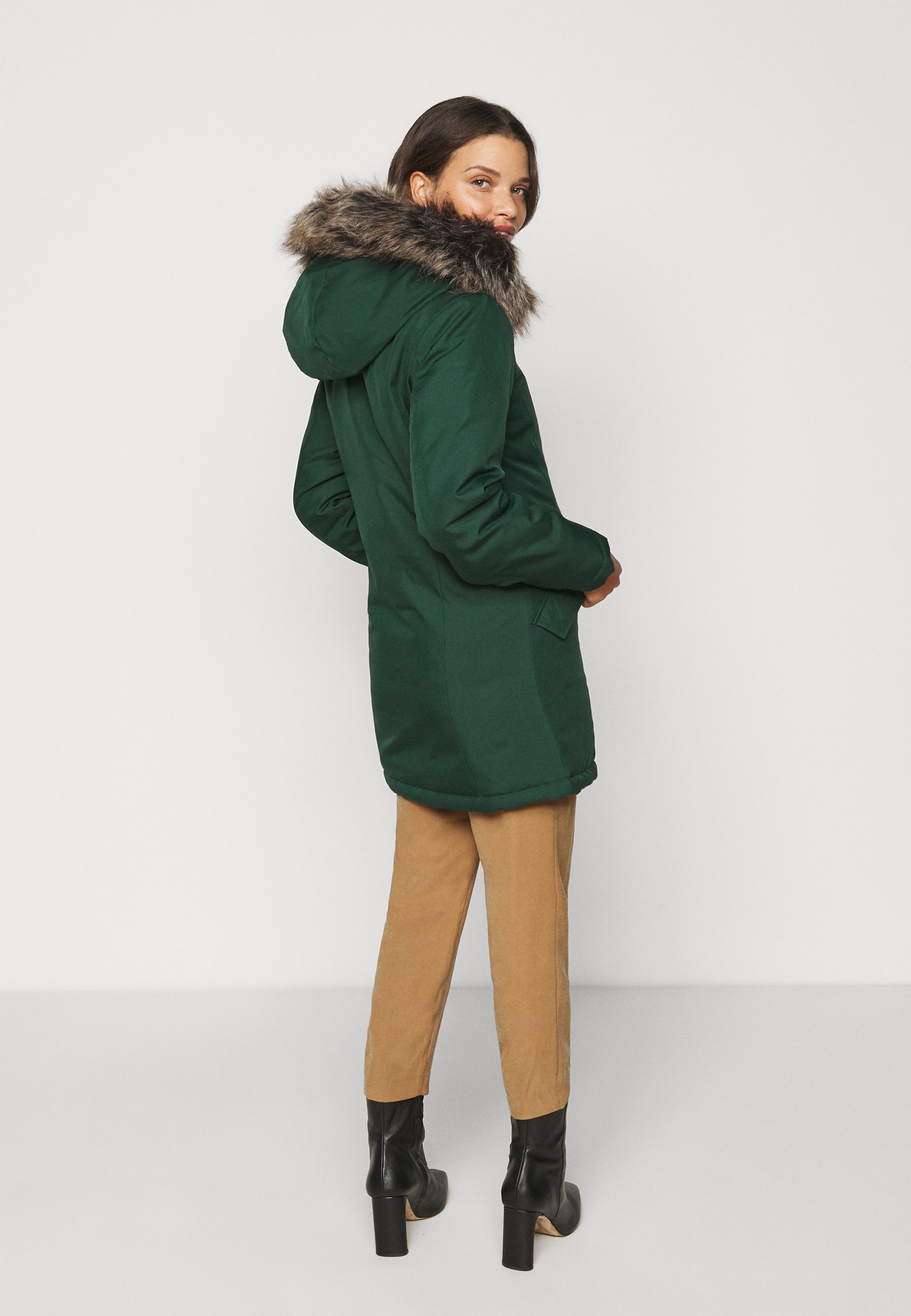 ONLY Petite ONLKATY COAT - Parka - pine 