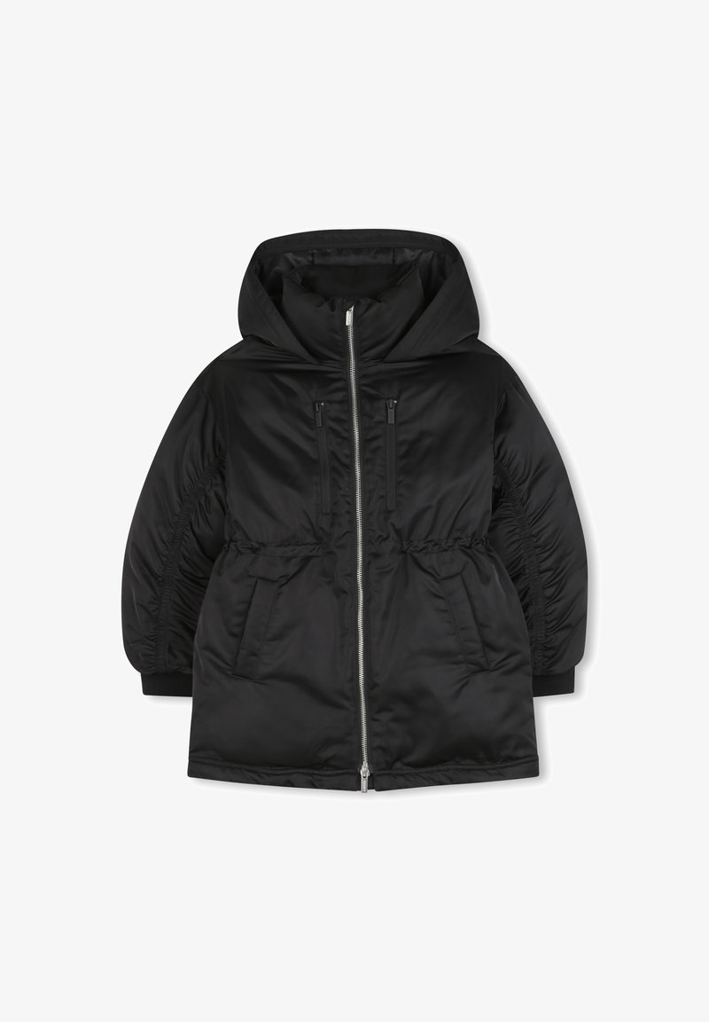 Veste bouffante noire avec capuche, dotée d'une fermeture éclair, de deux poches avant et de poignets élastiques. Tissu en nylon lisse et brillant, taille cintrée.