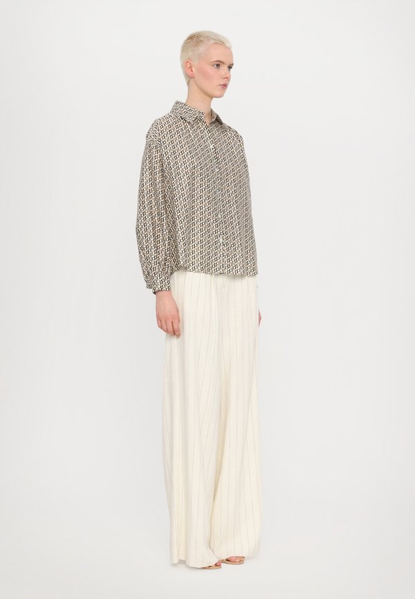DIGIONE - Button-down blouse - ecru3