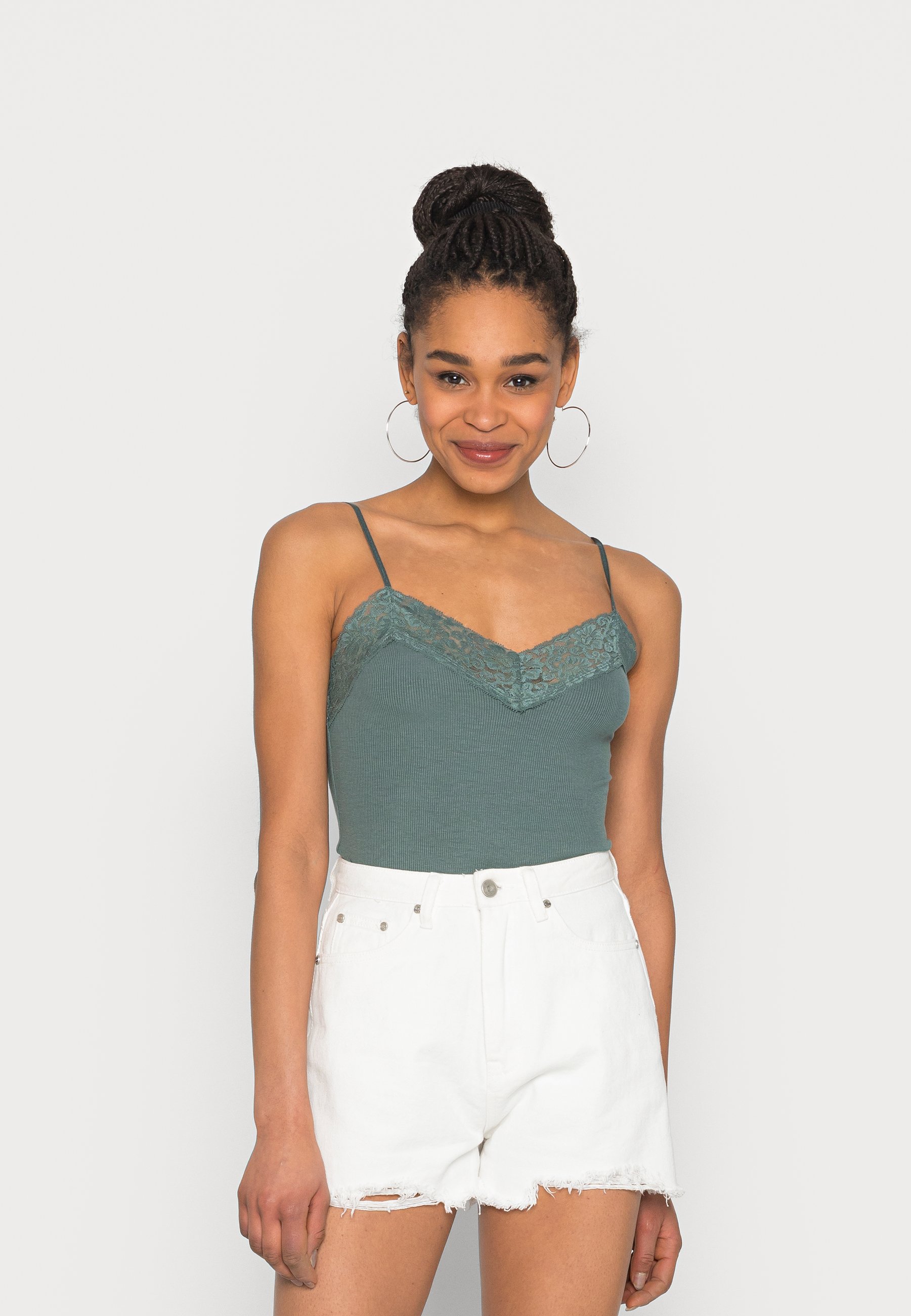 ONLY Damen Langarmshirt ONLKIRA – Einfaches Basic-Top Der Dänischen Marke ONLY