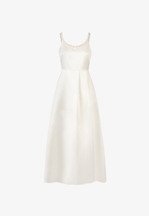 Robe en satin blanc avec un décolleté rond ornée d'une bordure perlée, dotée d'une jupe plissée et d'une silhouette fluide.