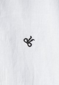 ONLY ONLNEW LINA GRACE - Bluza z gumbi - bright white/black