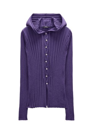 Fioletowy kardigan ryżowy z kapturem, z przodem zapinanym na guziki, długimi rękawami i teksturowanym wykończeniem. Krótki rozporek na dole.