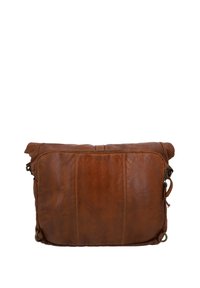 Brun lädermessenger bag med en mjuk textur, dragkedjestängning och synlig sömnad. Har en minimalistisk design och justerbar rem.