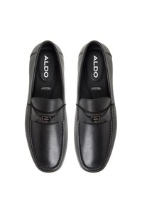 Sorte læder loafers med en glat finish, dekorativ syning og en metalaccent foran. Klassisk slip-on design.
