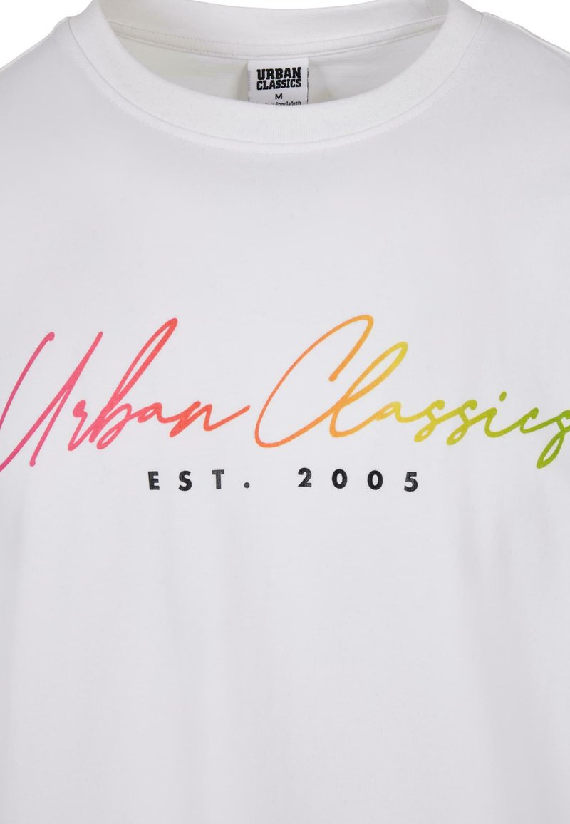 Herren T-Shirts basic | Urban Classics SCRIPT LOGO T-Shirt print white/weiß - TU83218 Herren T-Shirts basic | Urban Classics SCRIPT LOGO T-Shirt print white/weiß - TU83218