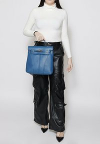 Roberta Rossi CONVERTIBLE INTO - Rugzak - bluette