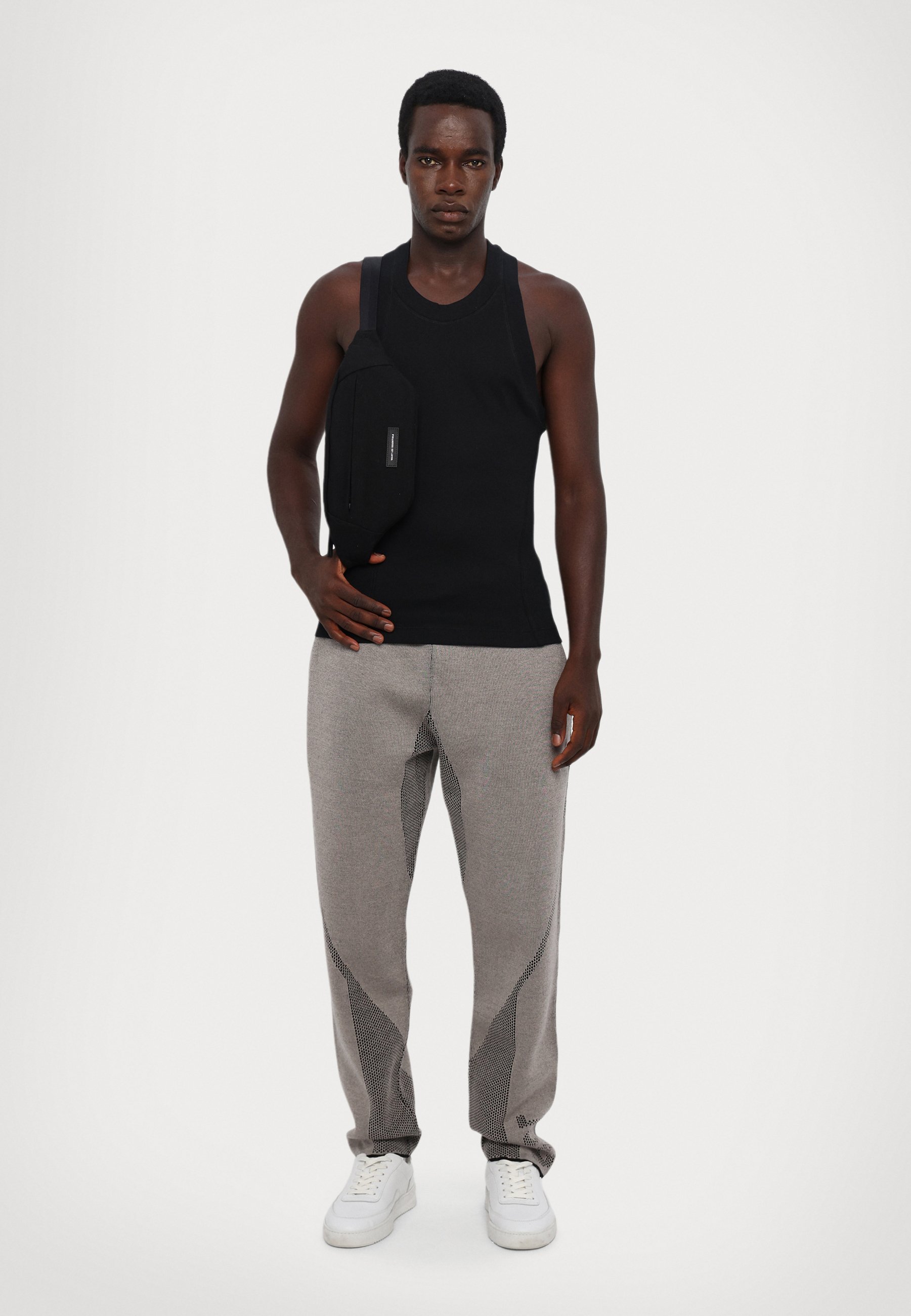 Saul Nash CORE TAB MOVEMENT VEST UNISEX - Top - black/schwarz 