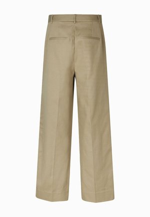 Beżowe spodnie o szerokich nogawkach, charakteryzujące się gładką fakturą, tylnymi kieszeniami i szlufkami na pasek. Dopasowany krój z prostą sylwetką.