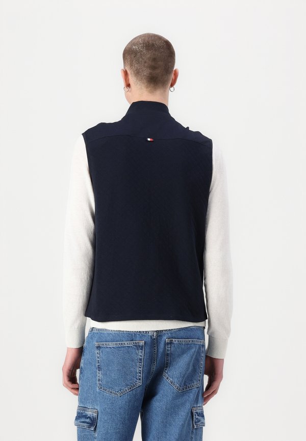 PERFORMANCE - Waistcoat - desert sky3