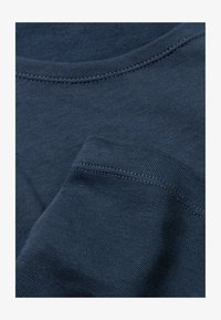 Unausgewählt, tiefseeblau