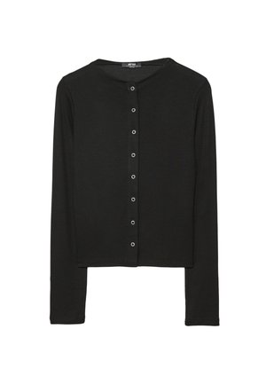 Schwarze langärmlige Strickjacke mit rundem Ausschnitt, strukturiertem Rippmaterial und einer Vorderknopfverschluss mit metallisch grauen Knöpfen.