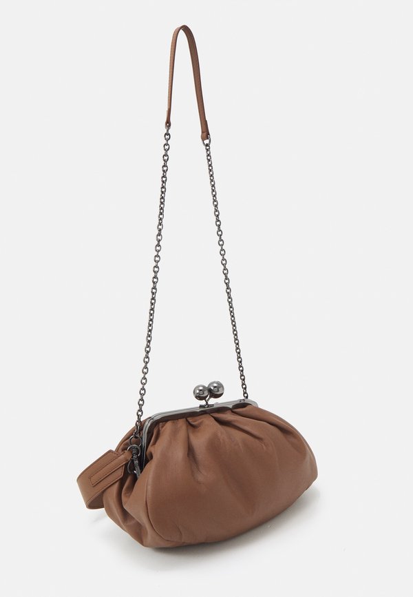 CUBICO - Clutch - cuoio3