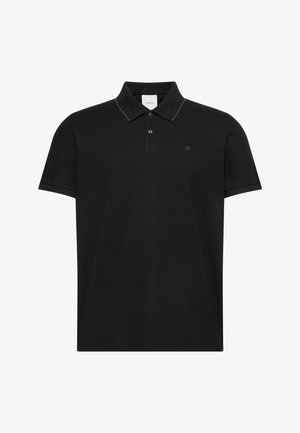 Fekete rövid ujjú galléros póló két gombbal, finom kontrasztos szegéllyel a gallér szélén, és egy kis "ck" logóval a mellkason.