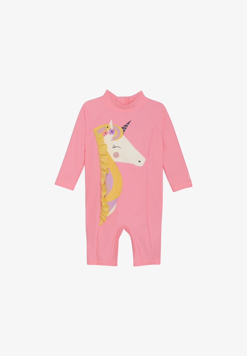 Maillot de bain une pièce rose à manches longues, avec un design de licorne. Accent froncé jaune sur le côté, texture de tissu lisse.