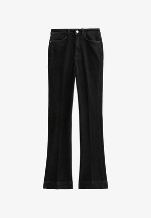 Jean en denim noir évasés avec un design classique à cinq poches, dotés d'une fermeture à bouton et d'un léger effet délavé sur la texture du tissu.